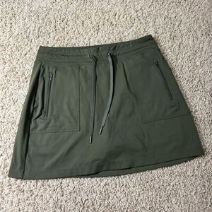 Maurice’s Olive Green Women's Skort - L